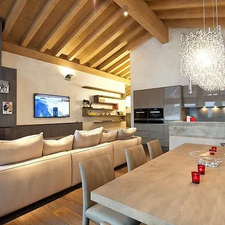 Haus Merapeak - Four Bedroom 3*